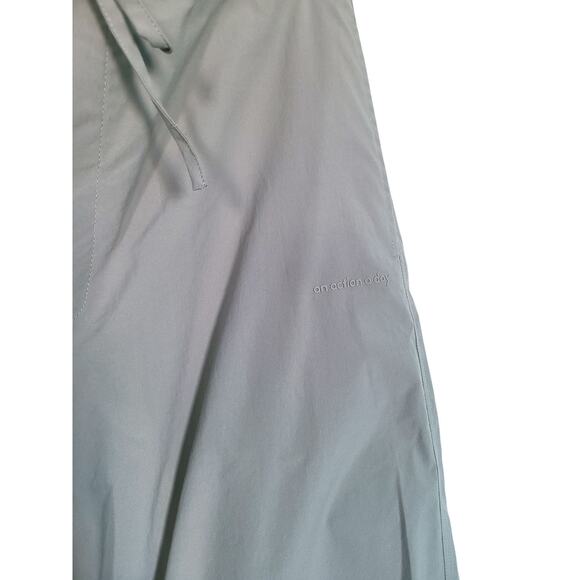 An Action A Day Skyler Parachute Pants Khaki Size Large NWT - Picture 8 of 10